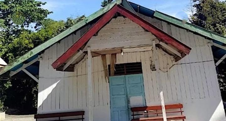 BANTU GEREJA TUA DI PAPUA